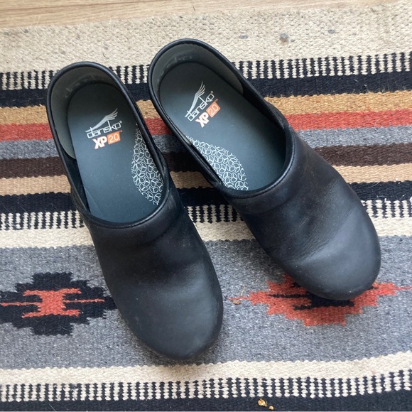 Dansko XP 2.0 clogs size 39 - Picture 2 of 3